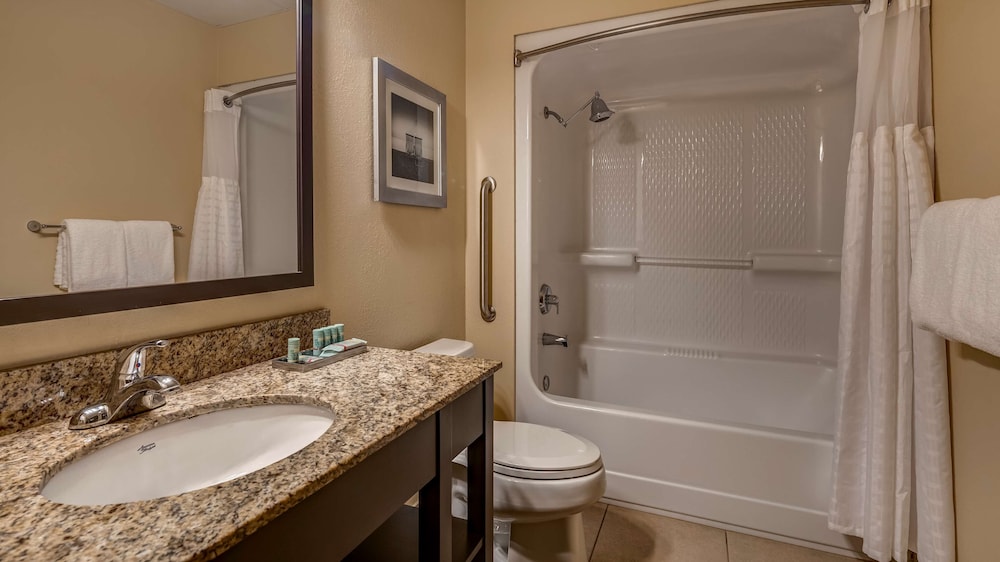 Best Western Naples Plaza Hotel 10/36