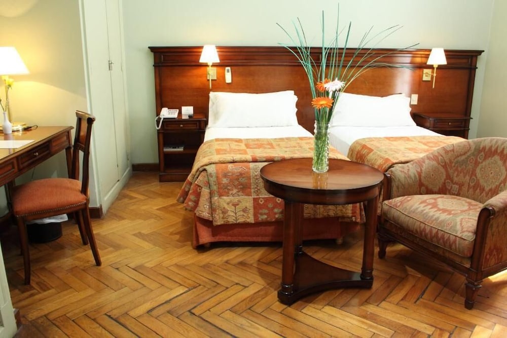 Hotel Colonial San Nicolas 31/48