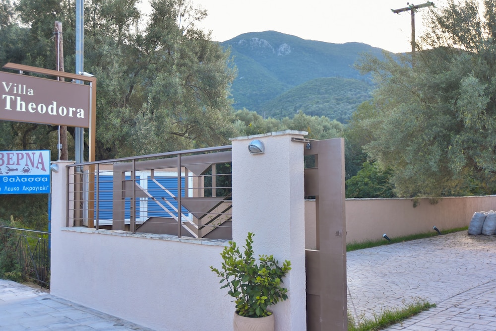 Villa Theodora in LEFKADA