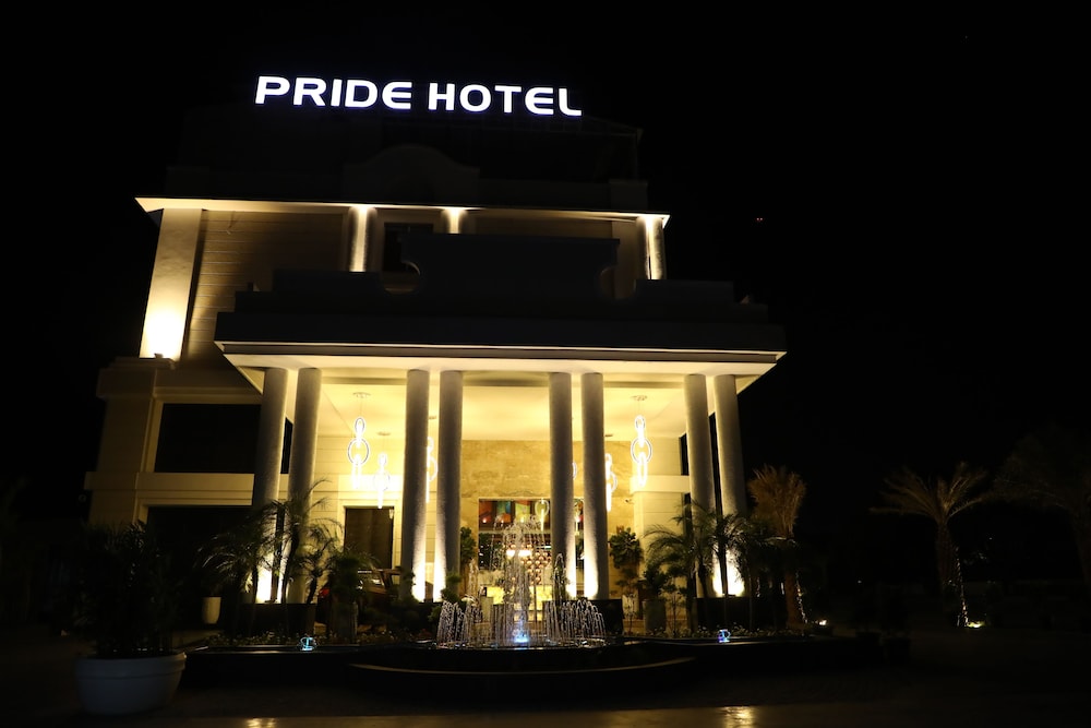 Pride Hotel And Convention Centre 1/50