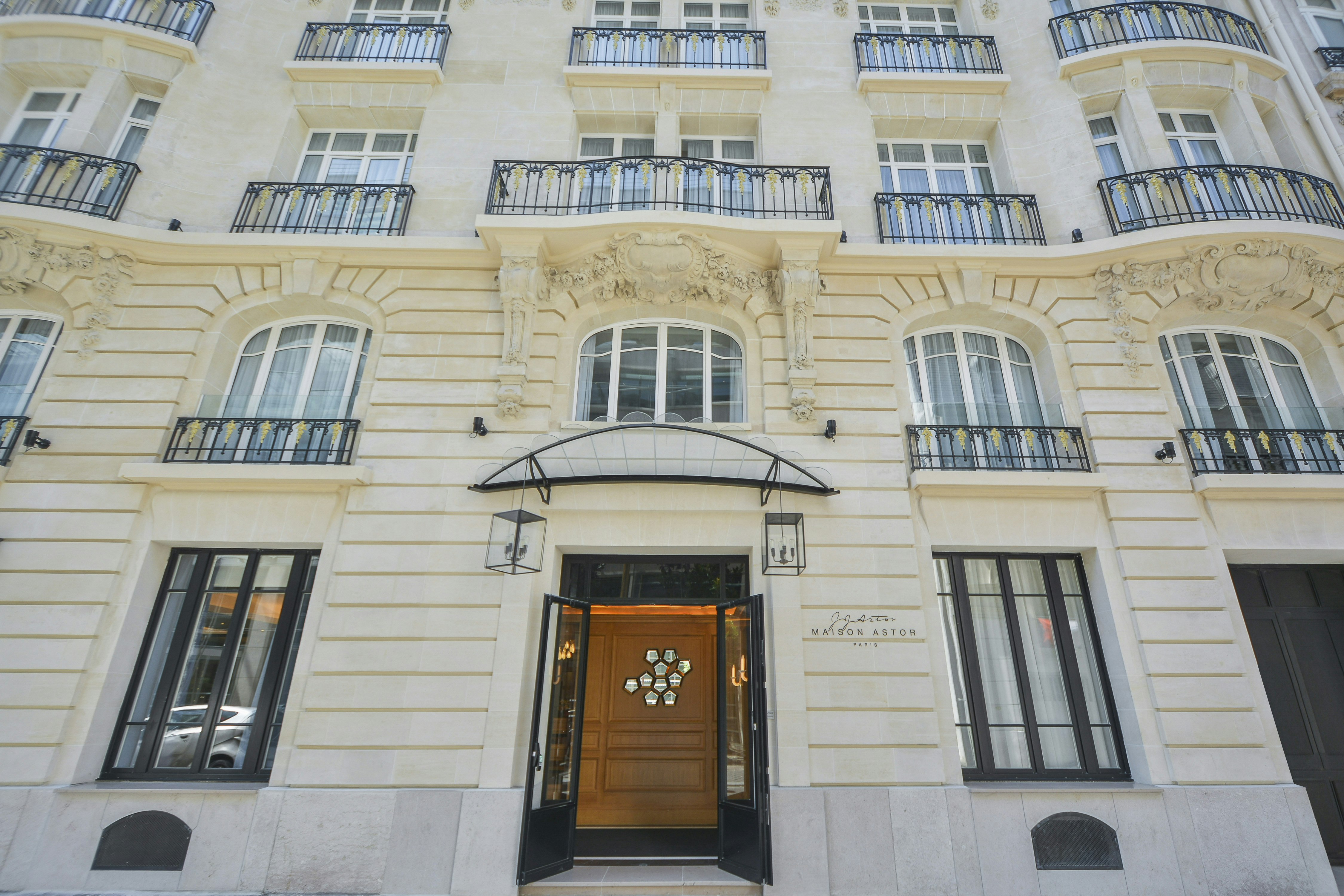 Maison Astor Paris Curio Collection By Hilton photo1