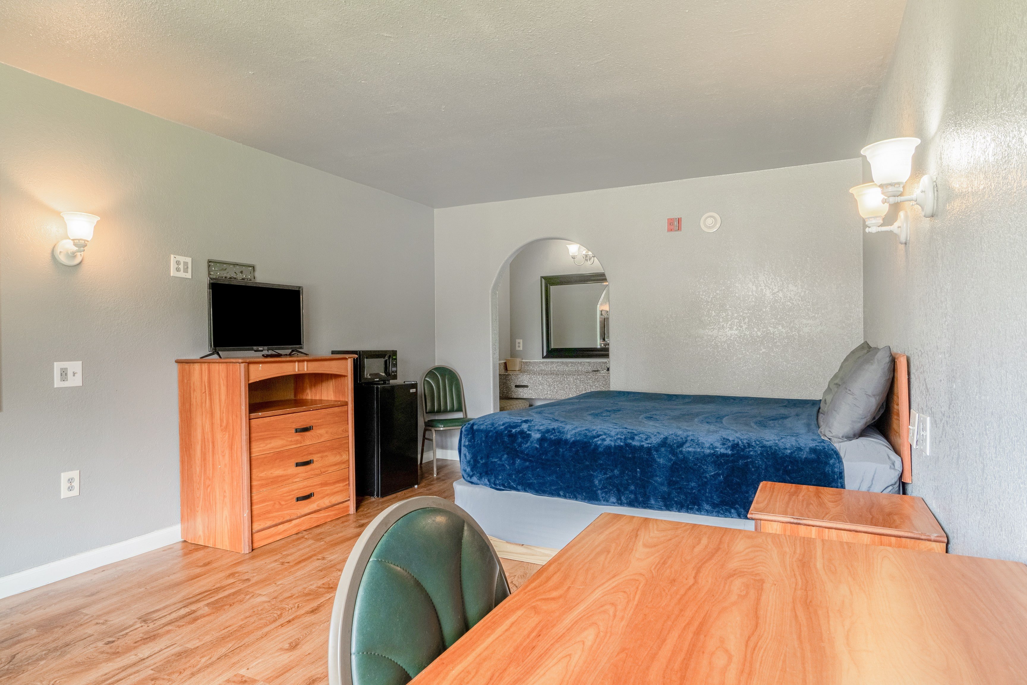 Economy Inn Livingston By OYO TX US 59 20/38