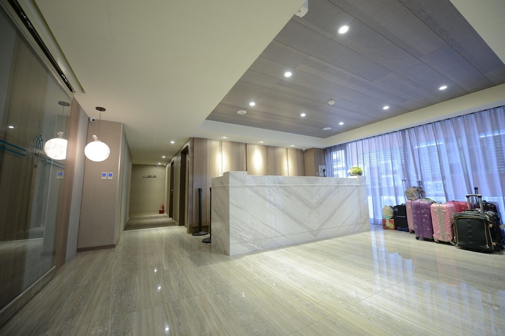 XIMEN HOTEL 56/70