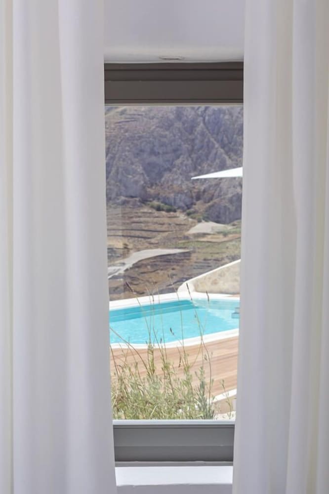 Kamini Santorini Luxury Villas 45/50