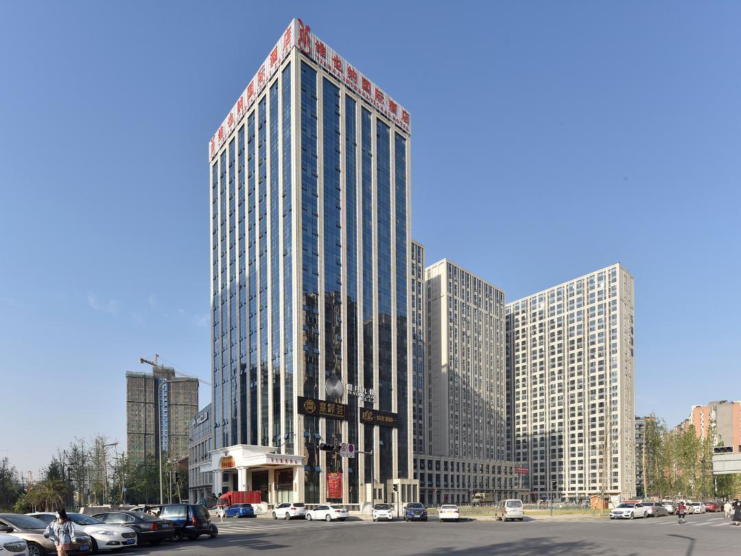 Vienna International Hotel (Chengdu Convention and Exhibition Center, Qilong Metro Station) 24/26