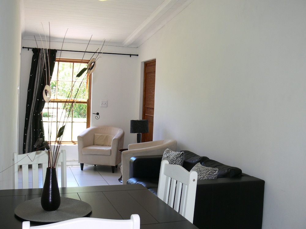 Orange-Ville Guesthouse 23/50