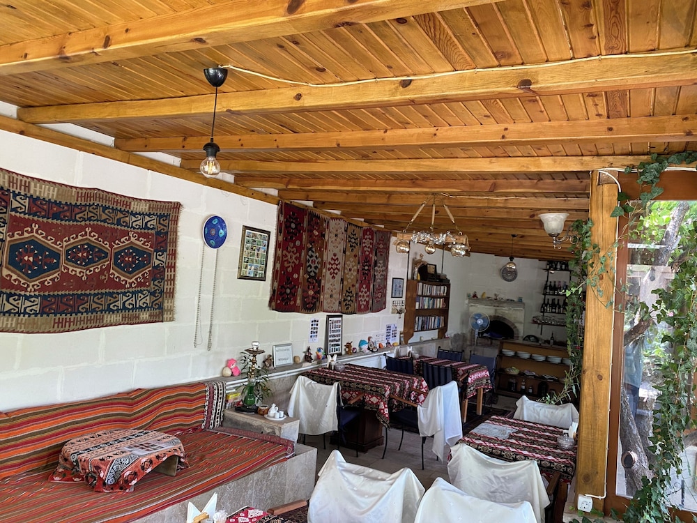 Kemal's Guest House 34/50