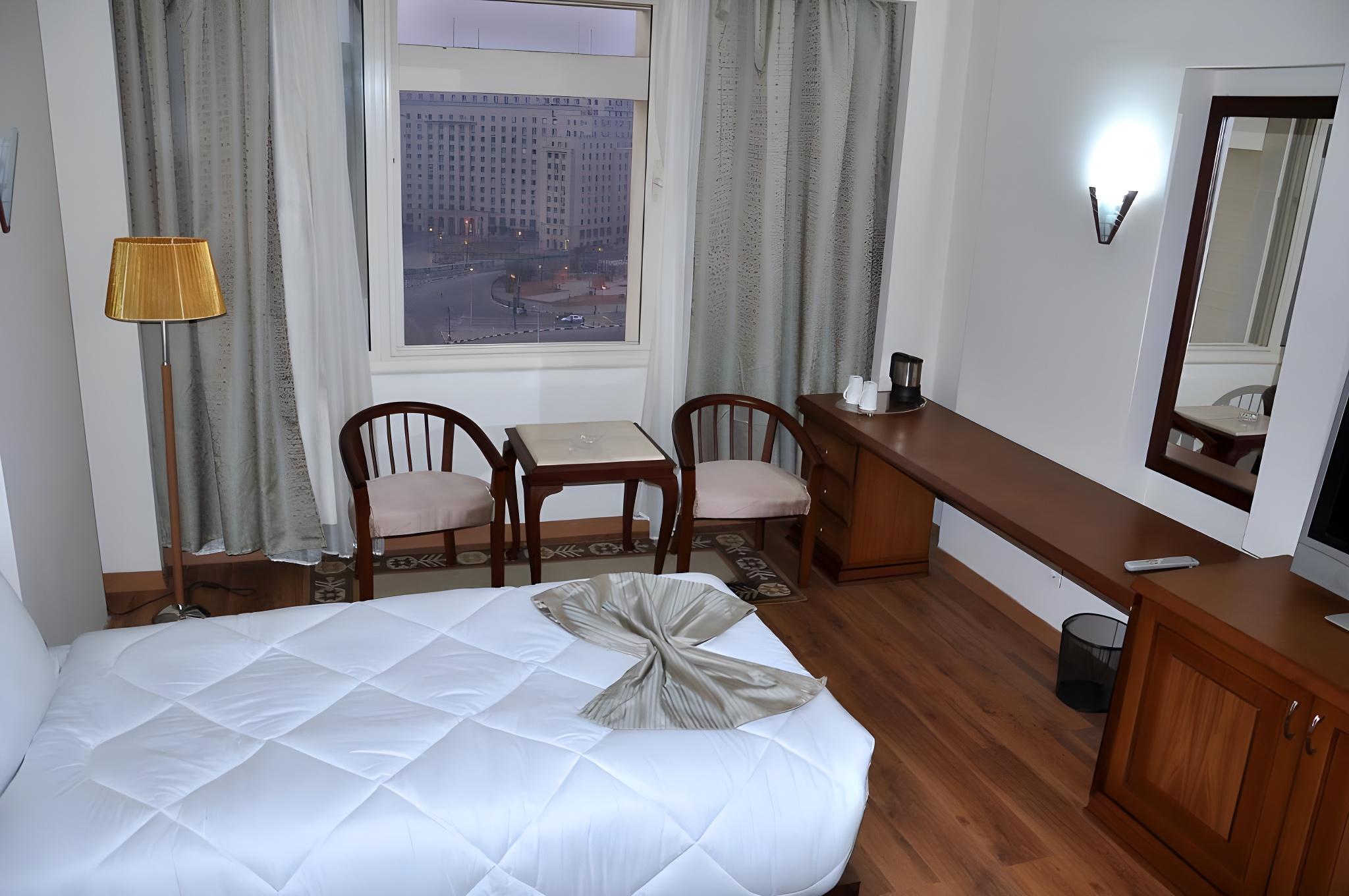 Superior, Single, Twin Beds