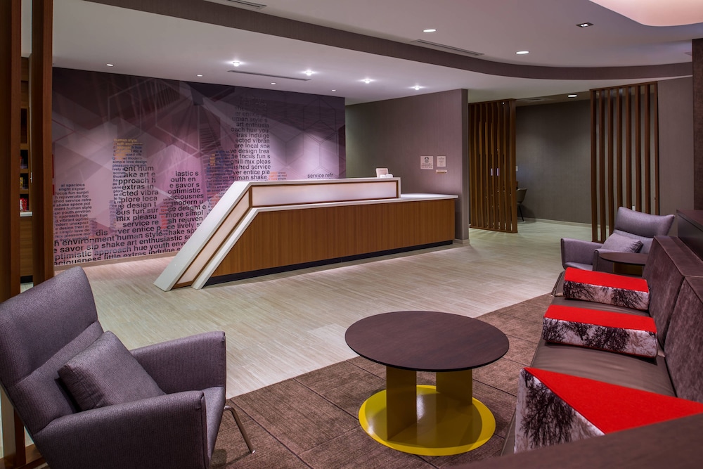 SpringHill Suites by Marriott Greensboro Airport 11/37