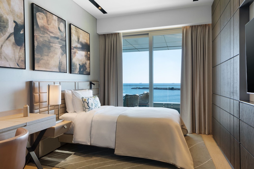 2 Bedrooms, Specialty, Residence, King and Queen Bed, Sea View, Balcony, Executive Lounge Access
