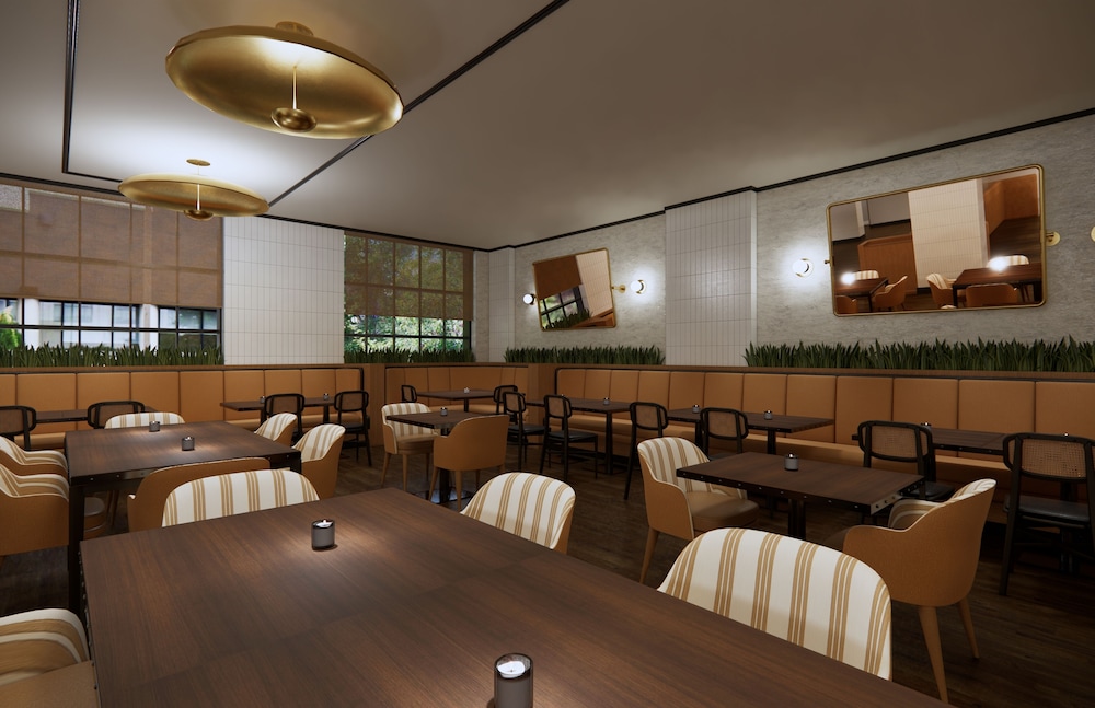 Hyatt Rosemont Near O Hare 50/64