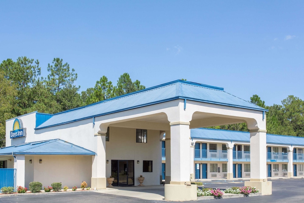 Days Inn by Wyndham Picayune 3/22