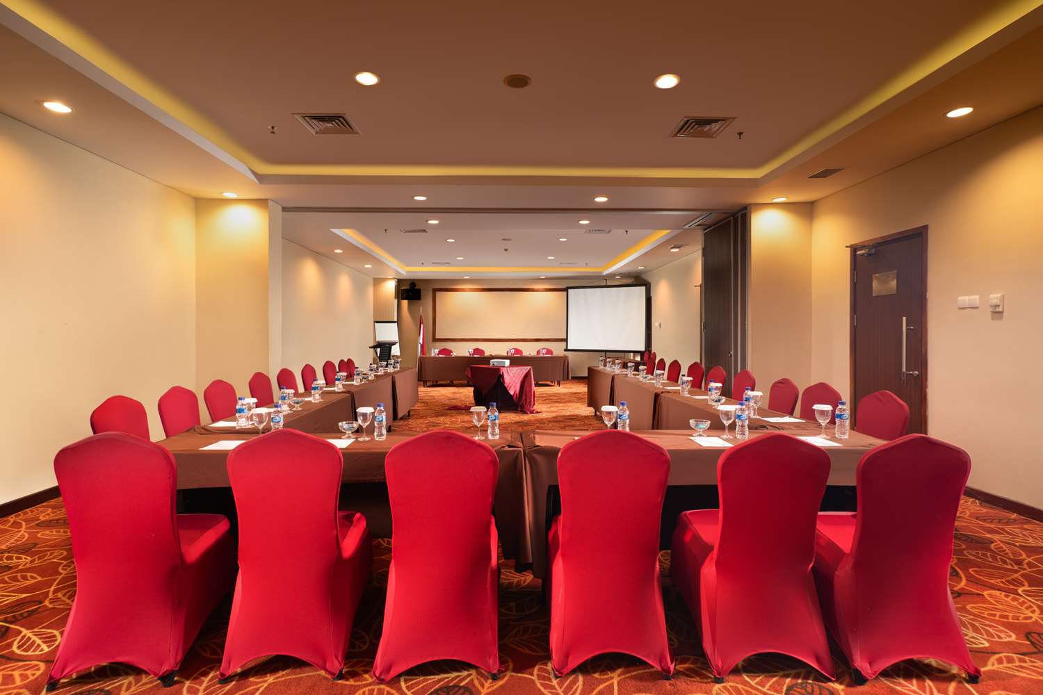 Best Western Plus Coco Palu 42/50