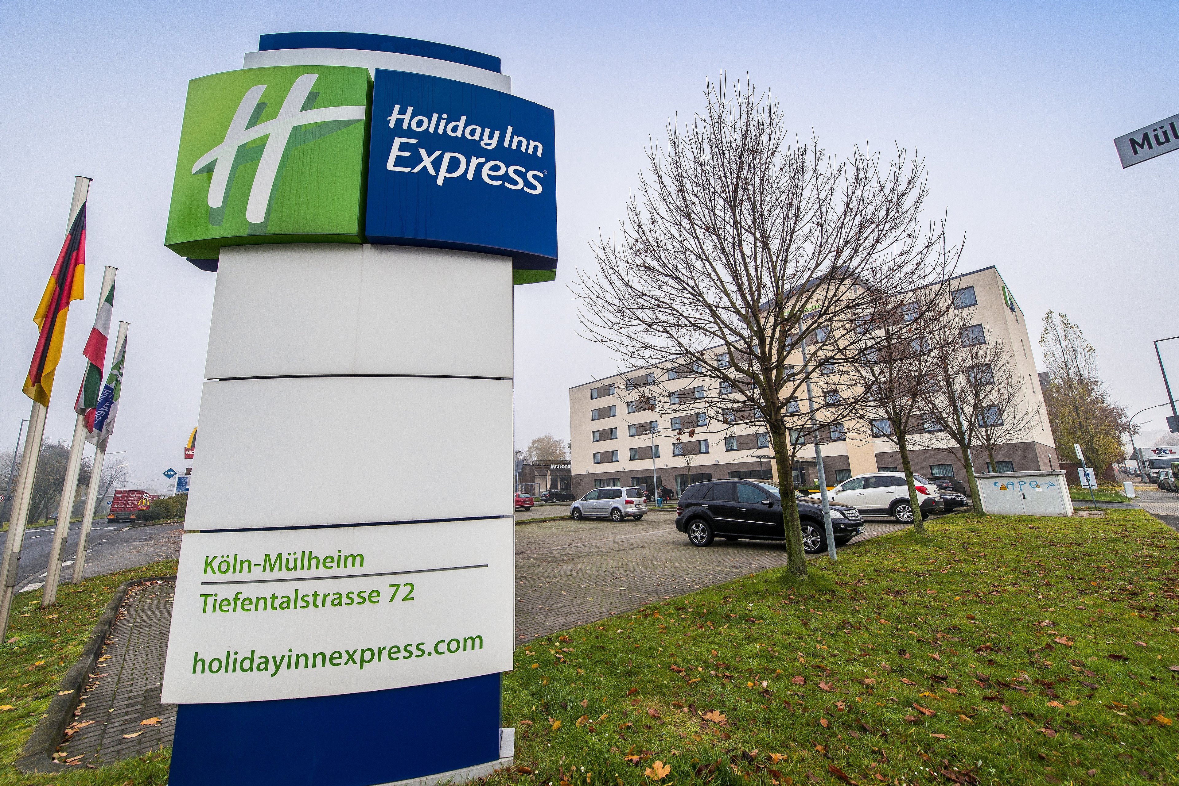 HOLIDAY INN EXPRESS COLOGNE MUELHEIM in COLOGNE - KOELN