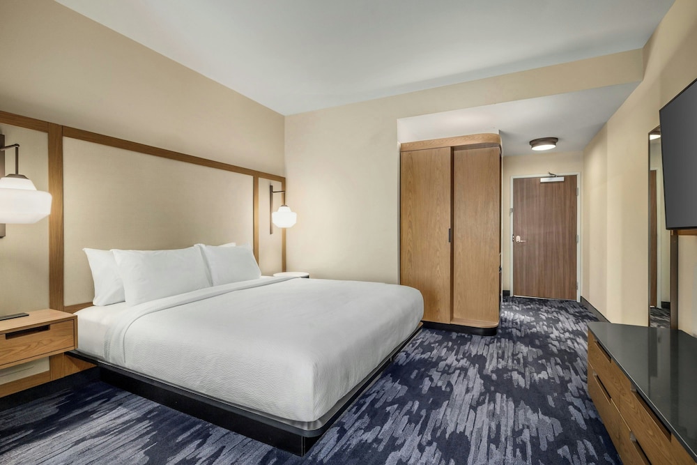 Fairfield Inn & Suites by Marriott San Antonio Medical Center 11/50