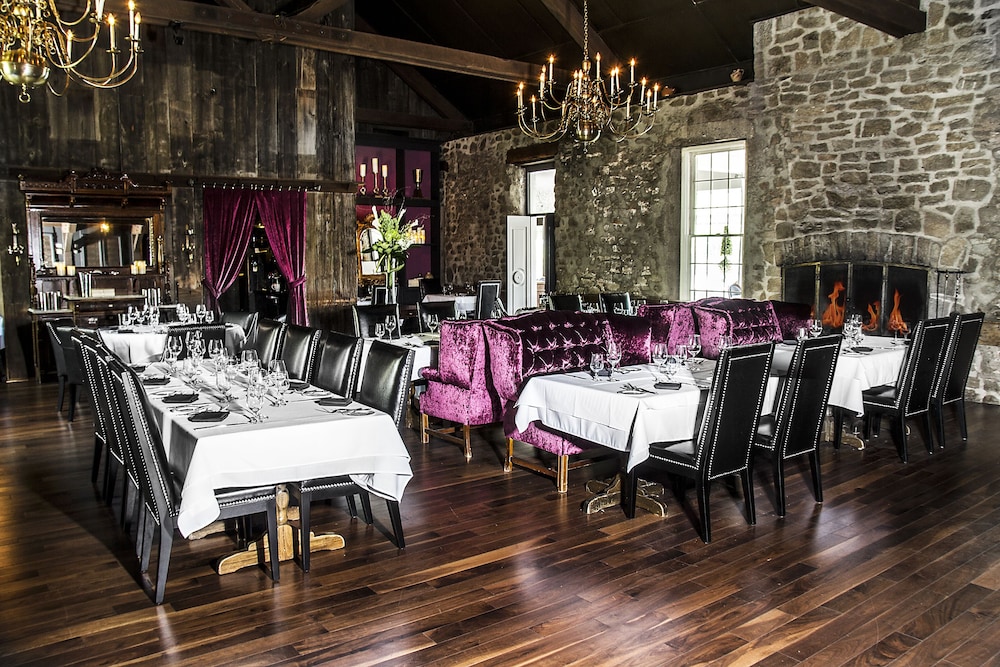 Old Stone Inn Boutique Hotel 58/74