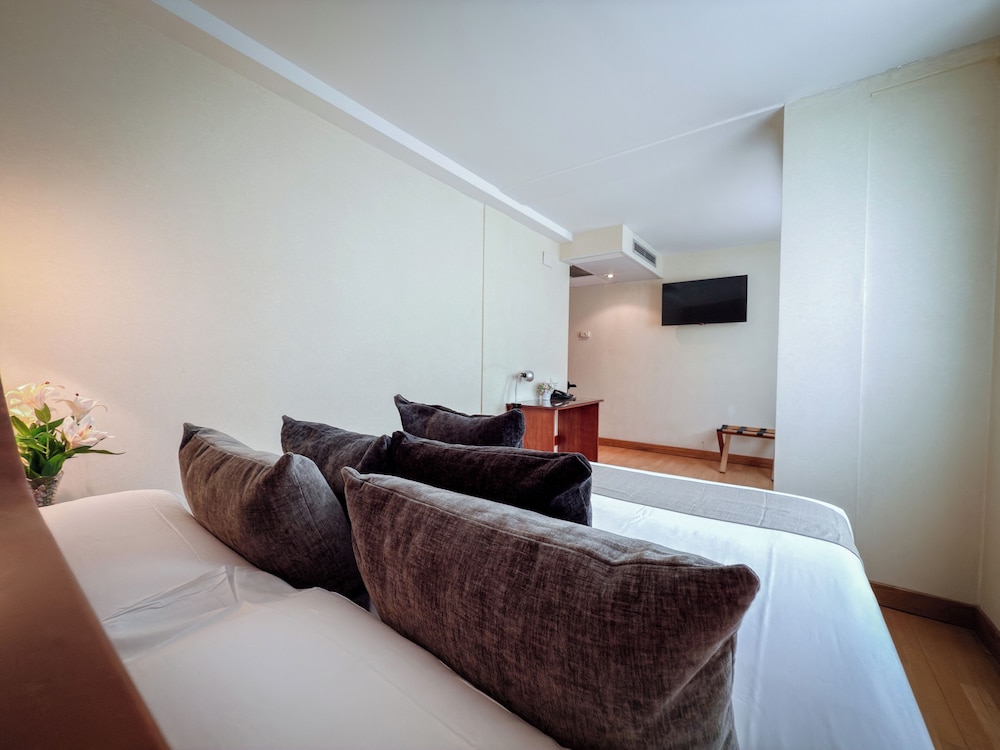 Villa de Ermua Hotel 24/49