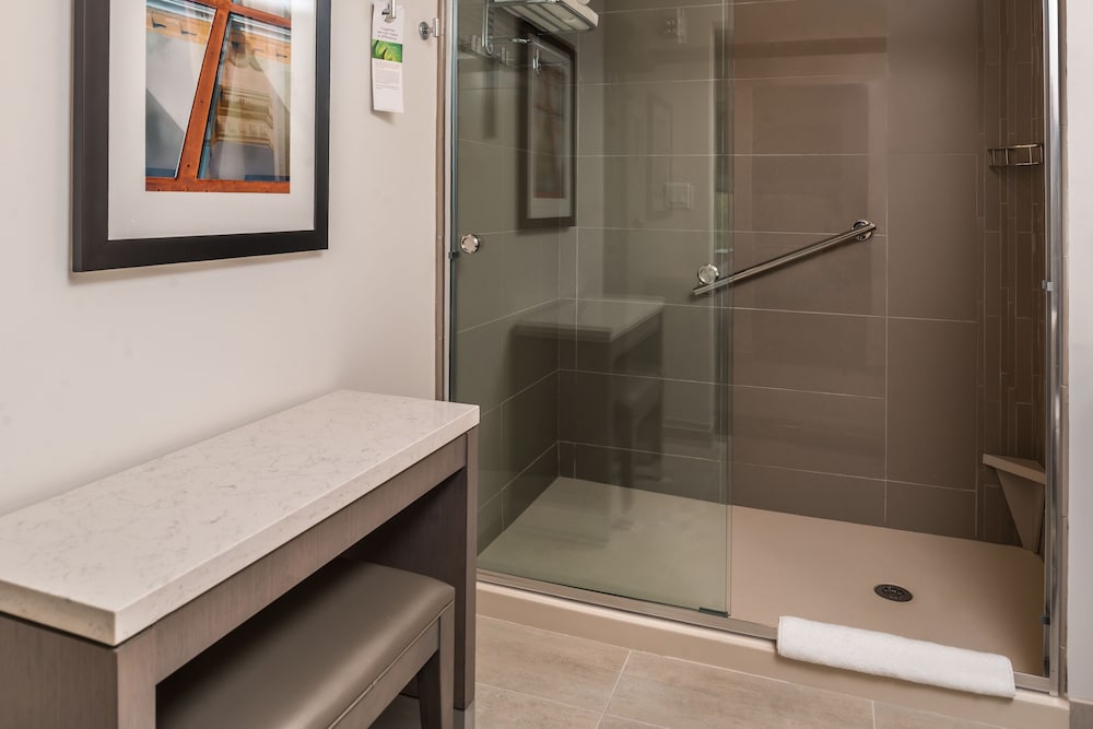 Hyatt House Raleigh/Rdu/Brier Creek 5/42