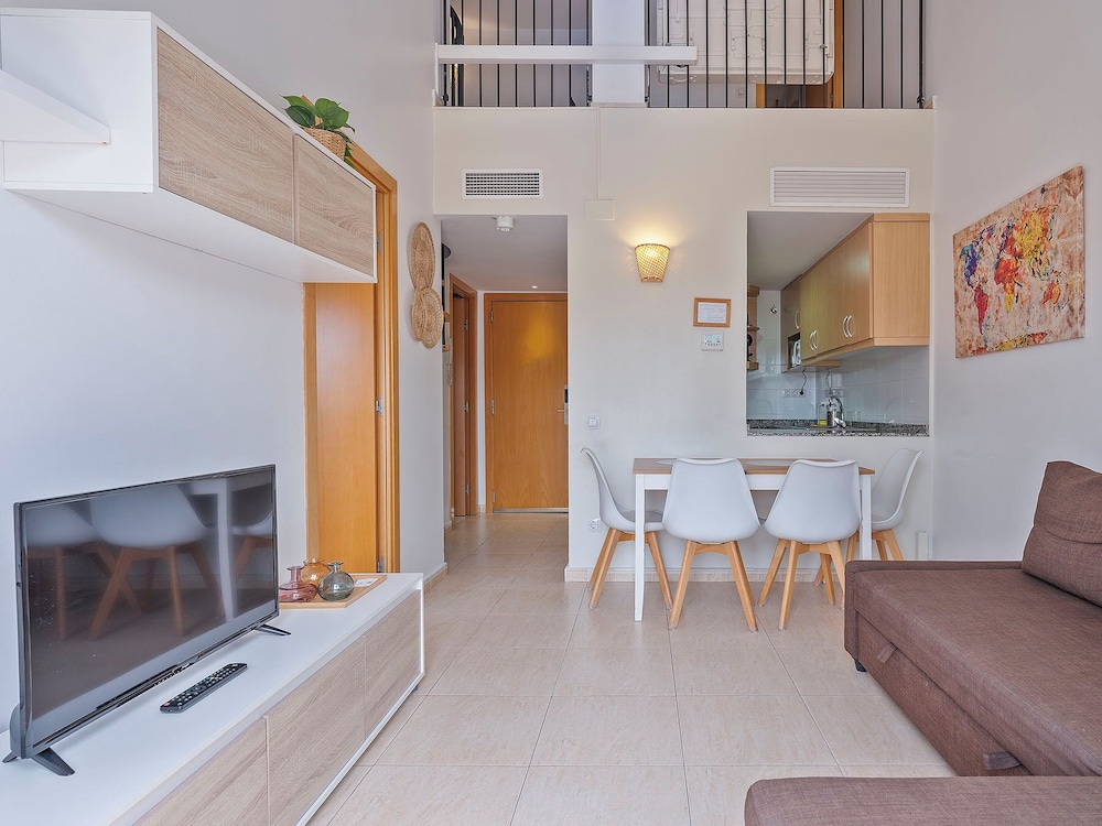 Velor Apartments 46/74