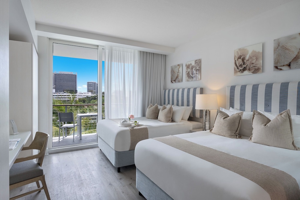 Grand Beach Hotel Bay Harbor 11/64