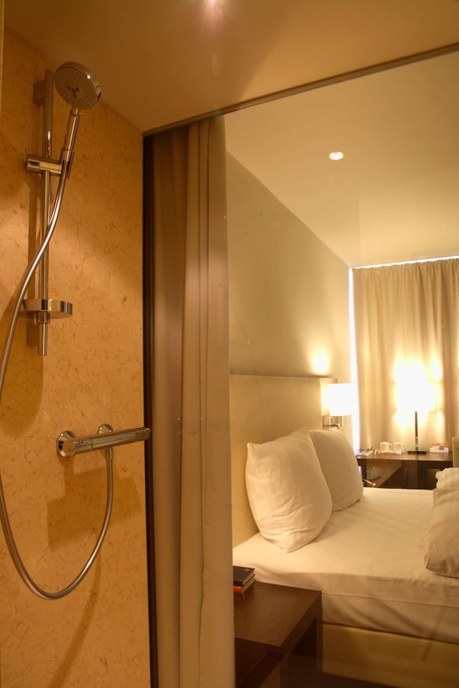 NYX Hotel Erfurt by Leonardo Hotels 21/72