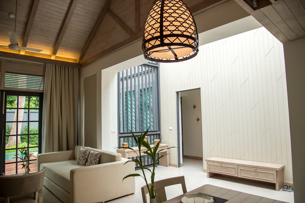 Flora Creek Chiang Mai 46/77