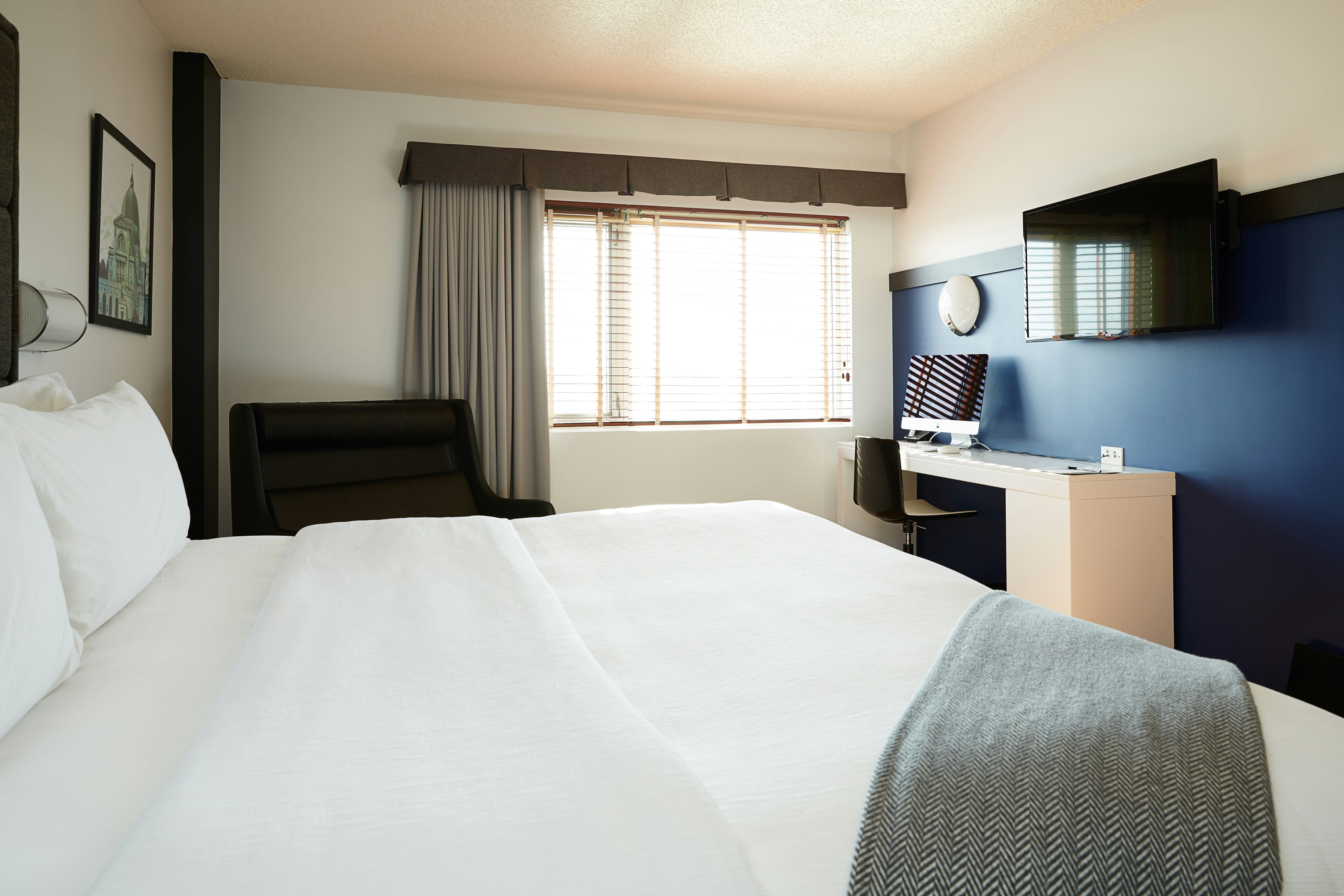 Standard, King Bed