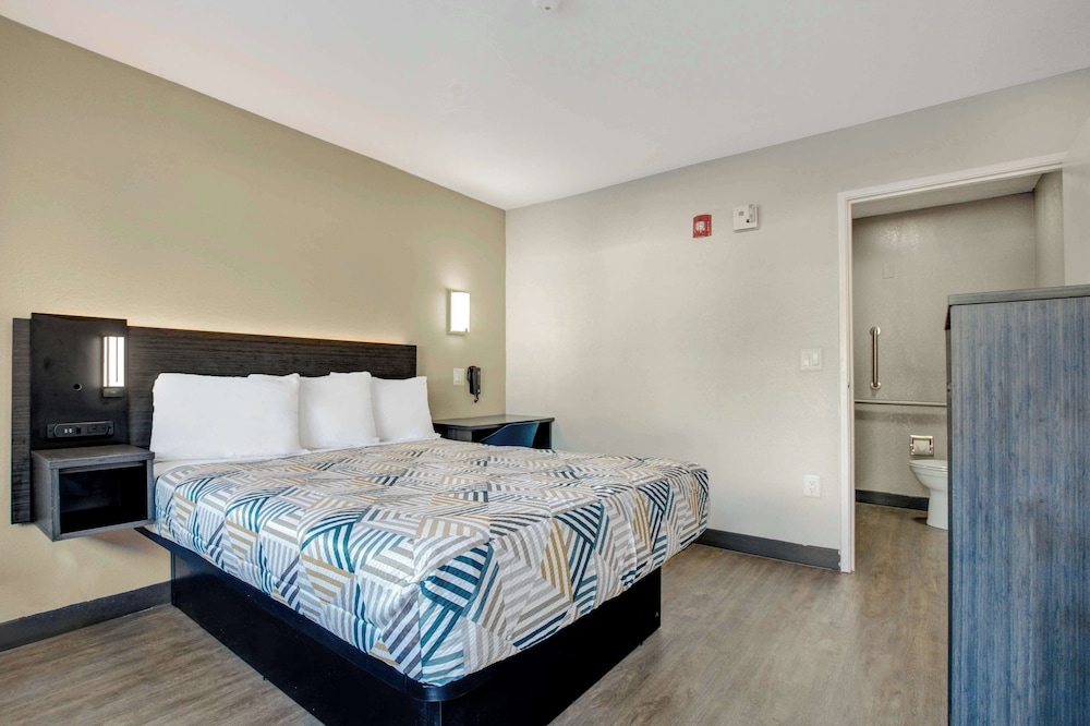 Motel6 Venice, FL 37/63