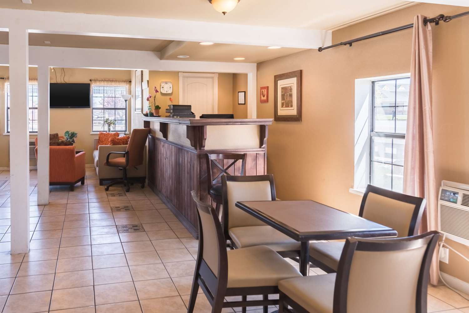 Rodeway Inn Montrose 20/31