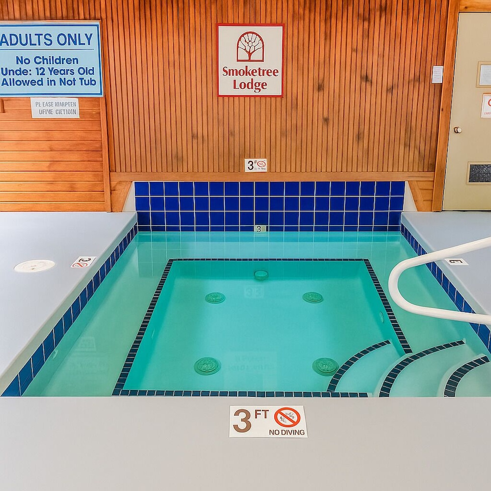 Smoketree Lodge, a VRI resort 28/70