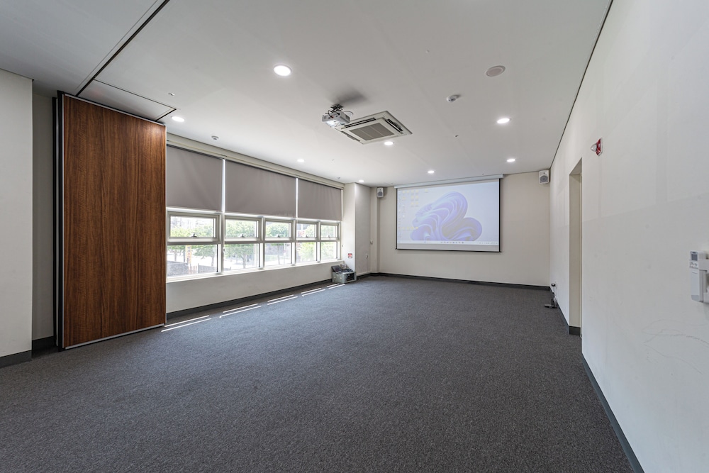 Bella Stay Hotel Chuncheon 53/64