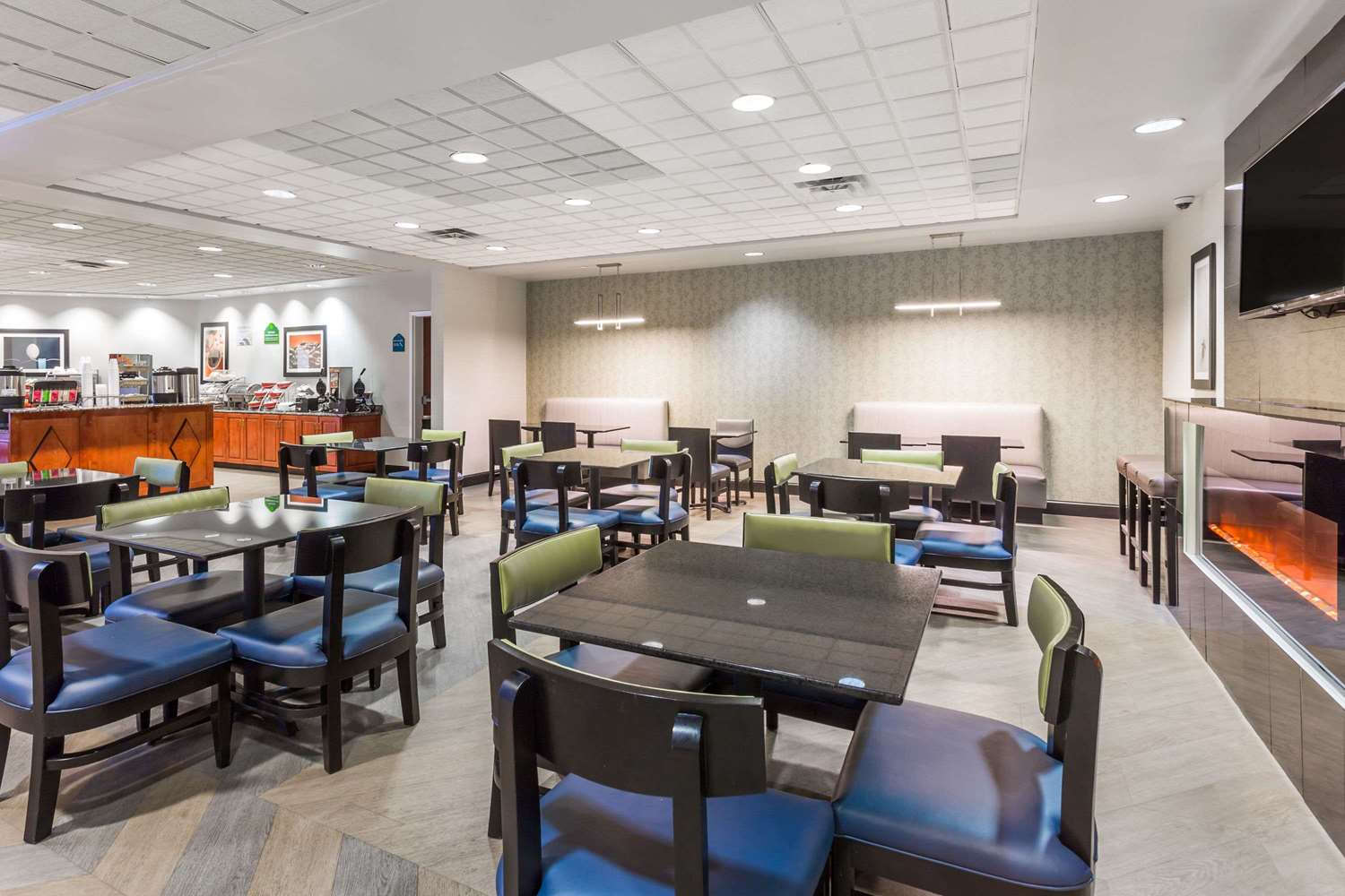 Wingate By Wyndham Chesapeake 8/15