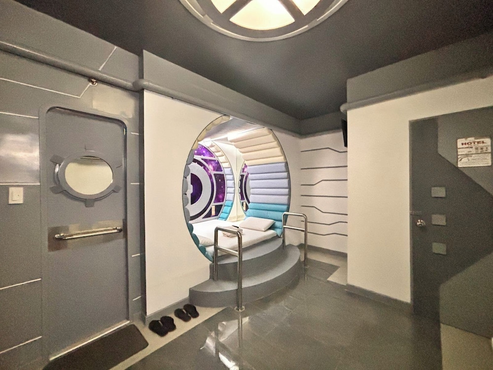 Astrotel Cubao 28/49