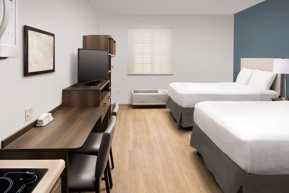 Woodspring Suites Miami Southwest 16/35