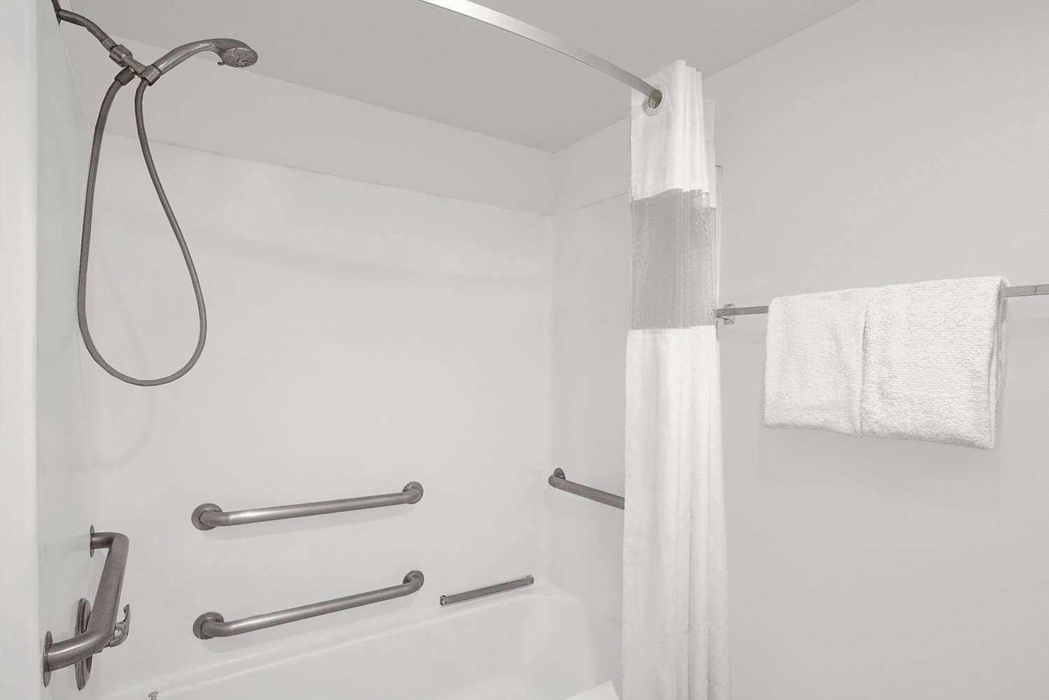 Travelodge By Wyndham Cedar City 5/7