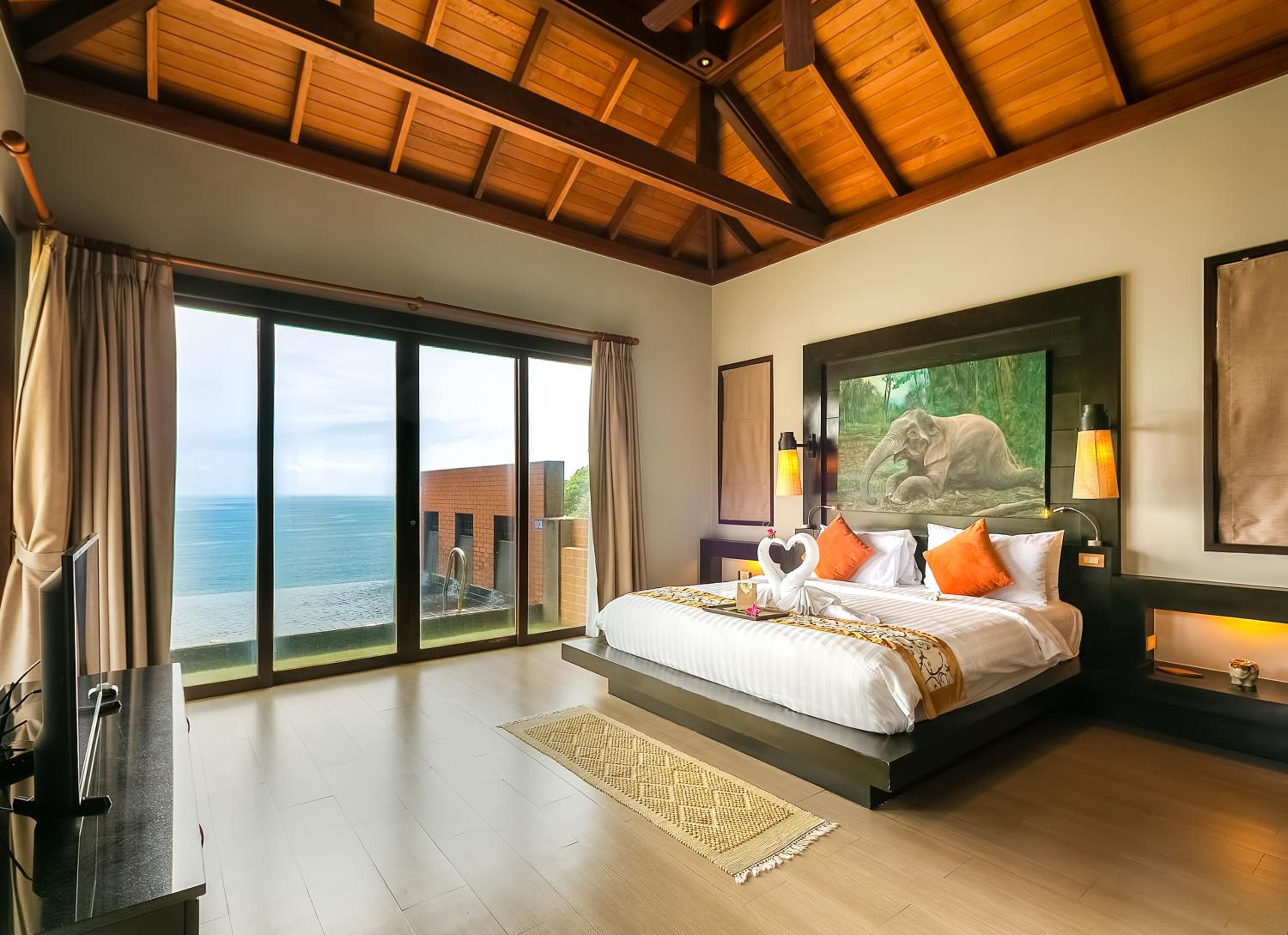 Grand Pool Villa
