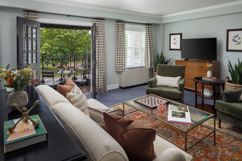 Colgate Inn 30/50