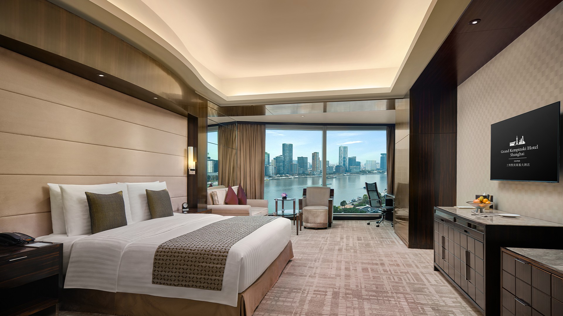 Grand, Bund, King Bed, with View