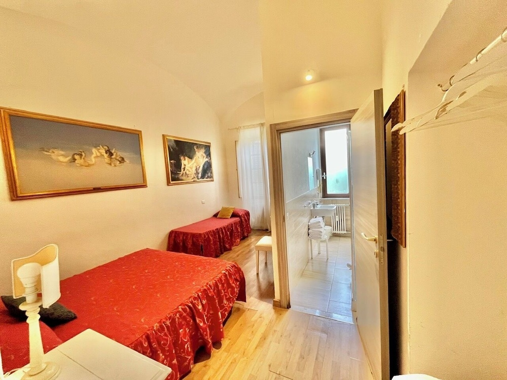 Relais La Corte Dei Cavalieri 18/50