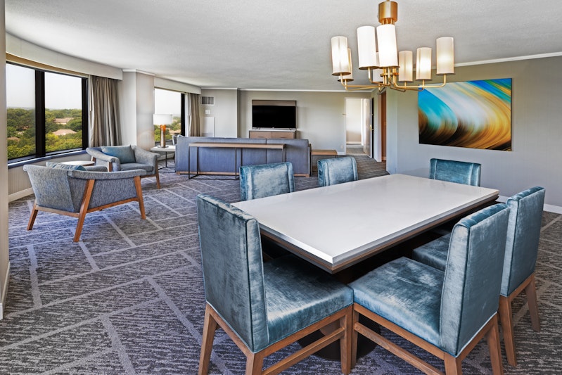 Doubletree Hotel Tulsa At Warren Place 54/72