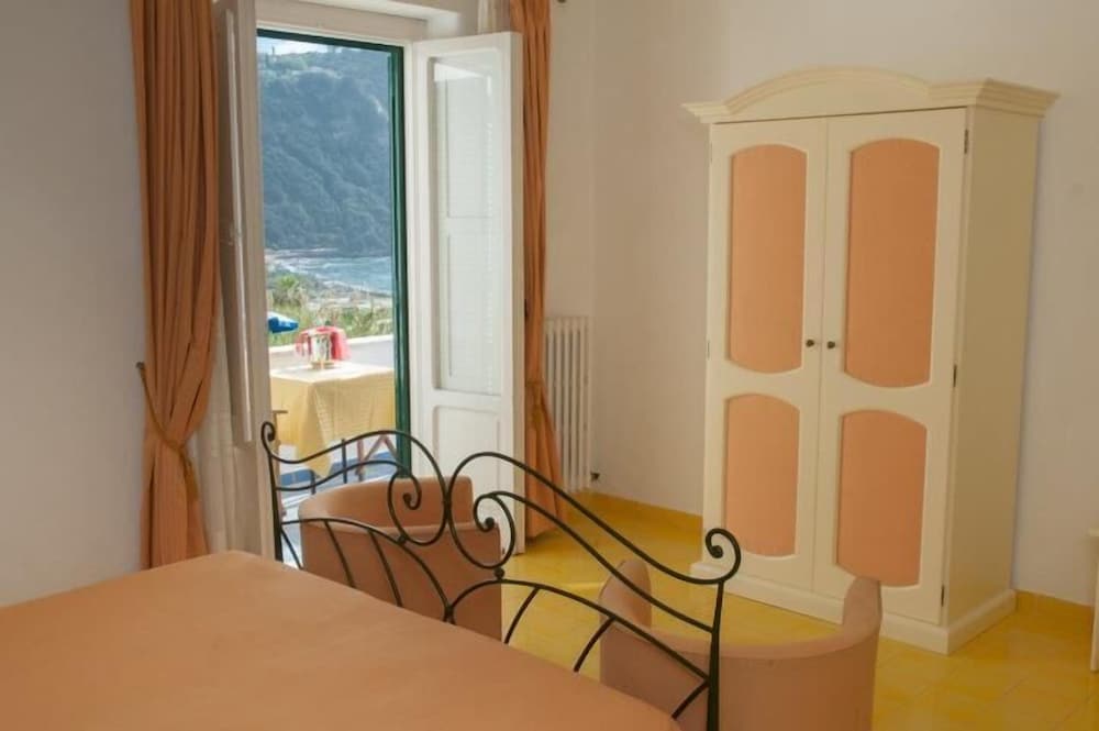 Hotel Villa Bianca 10/50