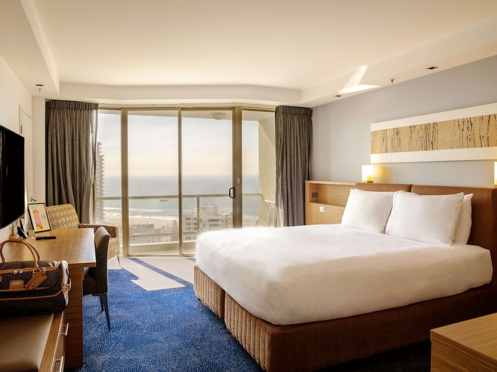 SUPERIOR, KING BED, OCEAN VIEW