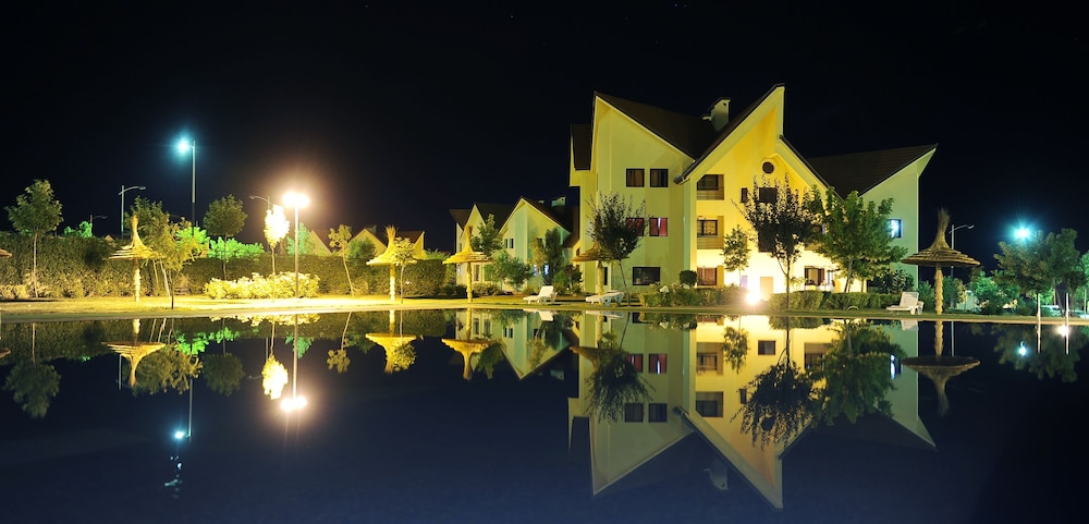 FARAH INN IFRANE 4/69