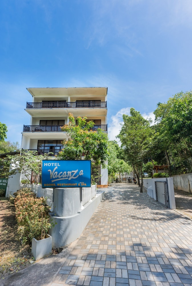 Vacanza Hotel 40/46