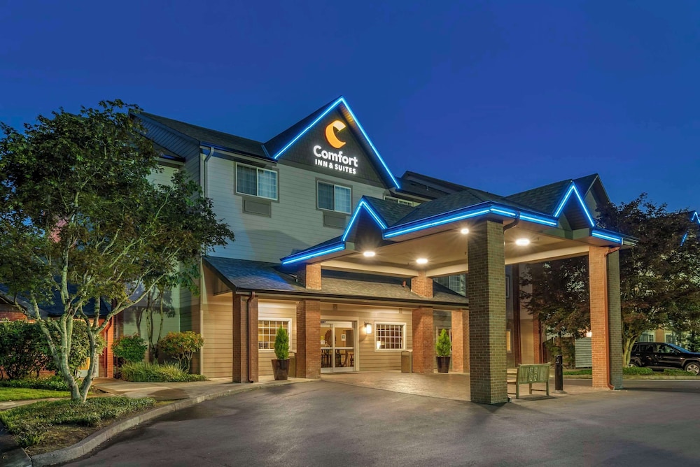 Comfort Inn & Suites Tualatin - Lake Oswego South 4/60