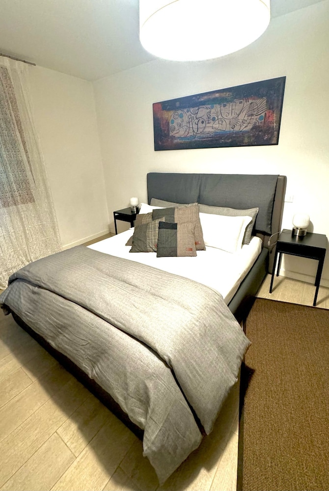 DELUXE, DOUBLE BED, COURTYARD VIEW