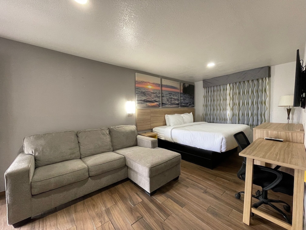 Days Inn by Wyndham Sulphur Springs 23/43