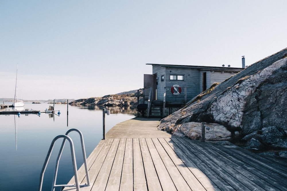 Bjorholmens Marina Sealodge 48/50