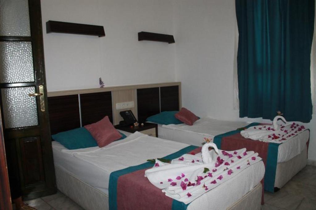 Semt Luna Beach Hotel 19/45