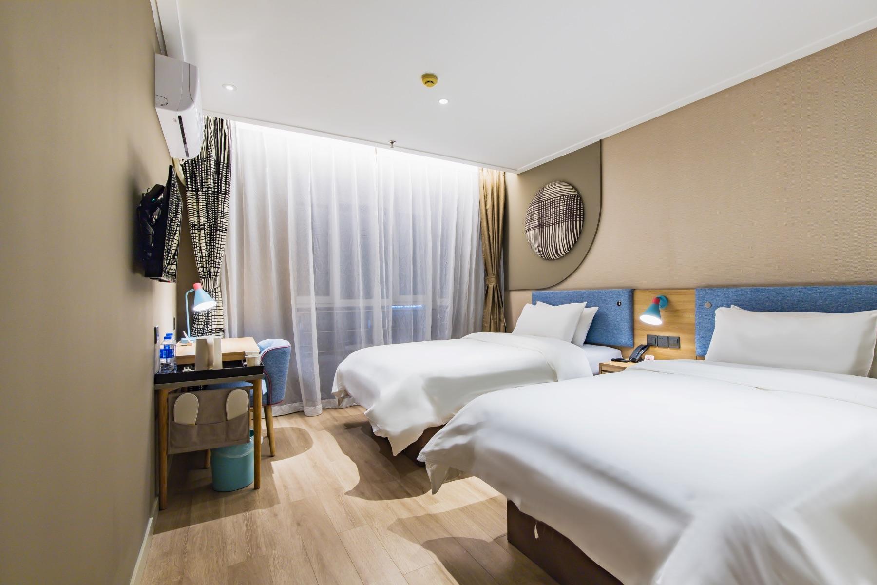 Quanxin Superior Twin Bed Room